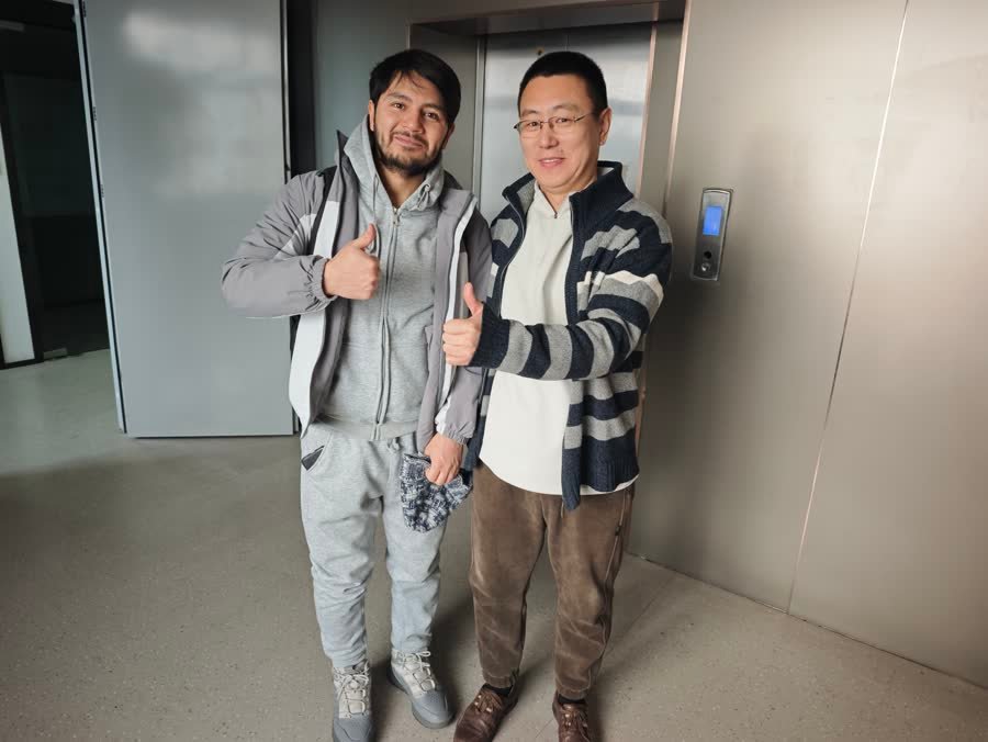 Customer from Kazakhstan reviewing drawings