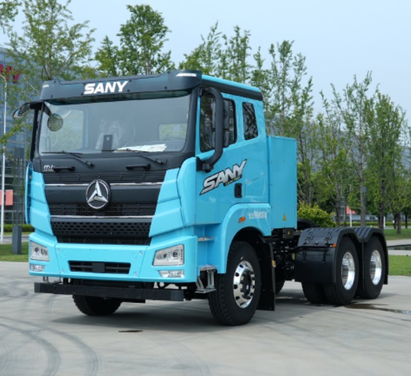 New energy tractor truck