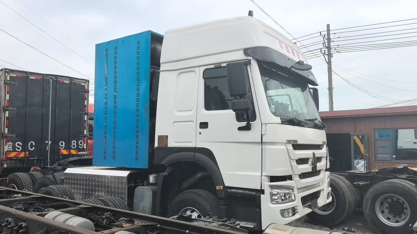 HOWO and Shacman trucks